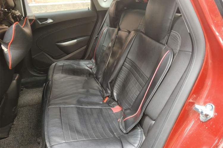 Used Buick GT 2014 XT 1.6L Automatic Fashion Edition Left Rear Seat