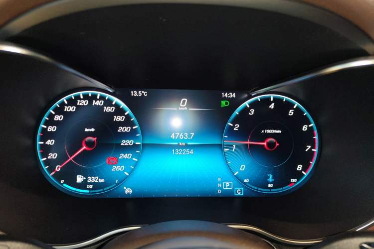 Used Mercedes-Benz GLC 2020 Facelift GLC 260 L 4MATIC Luxury Edition
