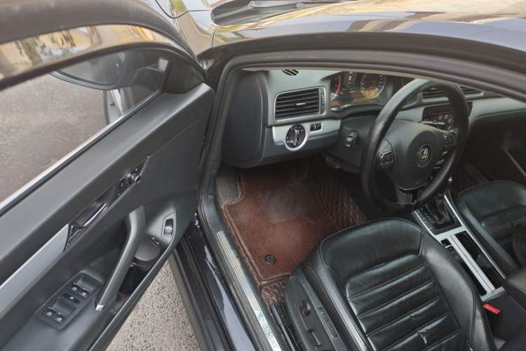 Used Volkswagen Passat 2015 1.8TSI DSG Prestige Edition