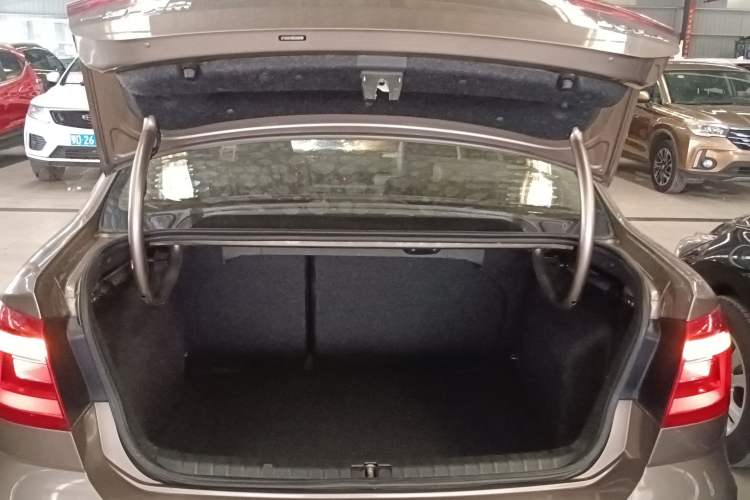 Used Volkswagen Bora 2014 1.6L Automatic Comfort Model