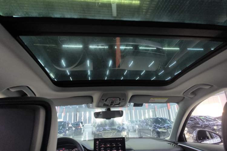 Used Audi A4L 2022 40 TFSI Luxury Dynamic Model