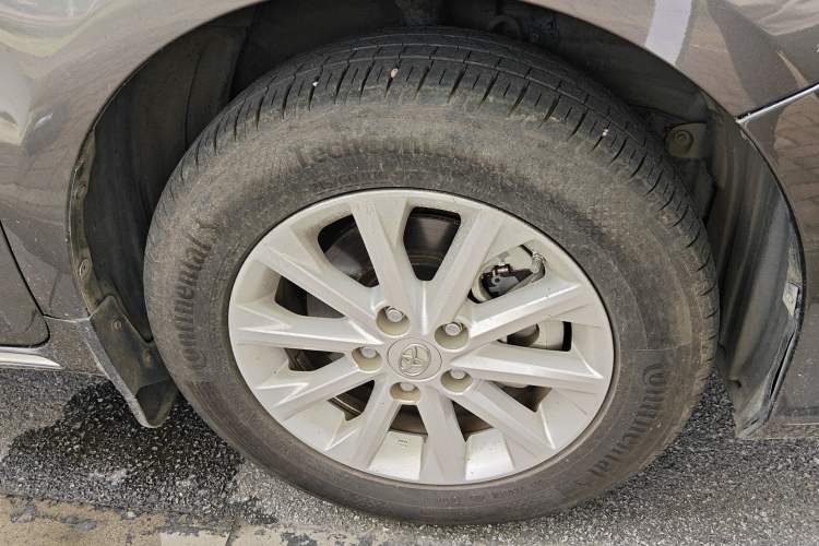 Used Toyota Camry 2012 Luxurious Edition 2.5HG Zunrui Right Front Wheel Hub