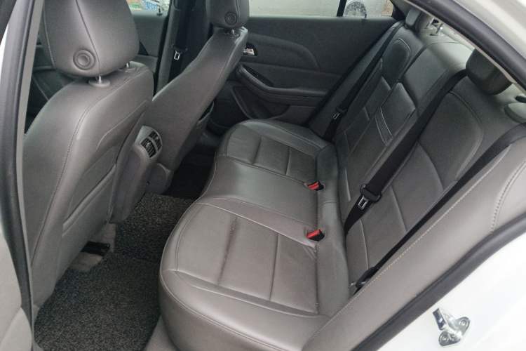 Used Chevrolet Malibu 2014 2.0L Automatic Luxury Edition
