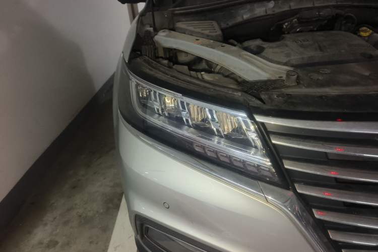 Used Roewe RX5 New Energy 2017 eRX5 50T Hybrid Connected Prestige Flagship Edition
