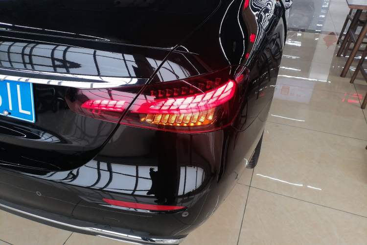 Used Mercedes-Benz E-Class 2021 E 300 L Luxury Model
