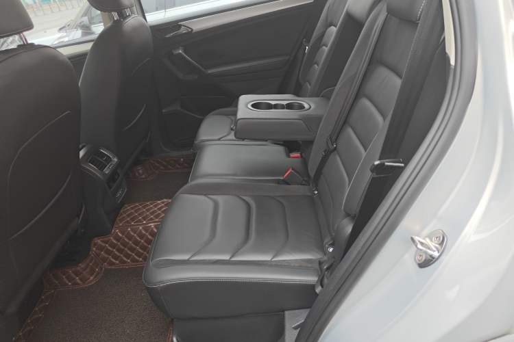 Used Volkswagen Tiguan L 2018 Facelift 330TSI Automatic Two-Wheel Drive Luxury Edition
