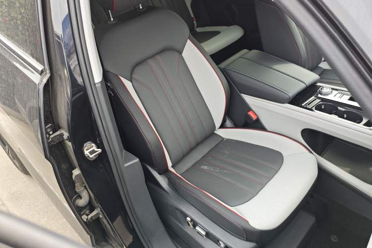 Used Volkswagen Teramont X 2024 380TSI Four-Wheel Drive Longxiang Edition Right Front Seat