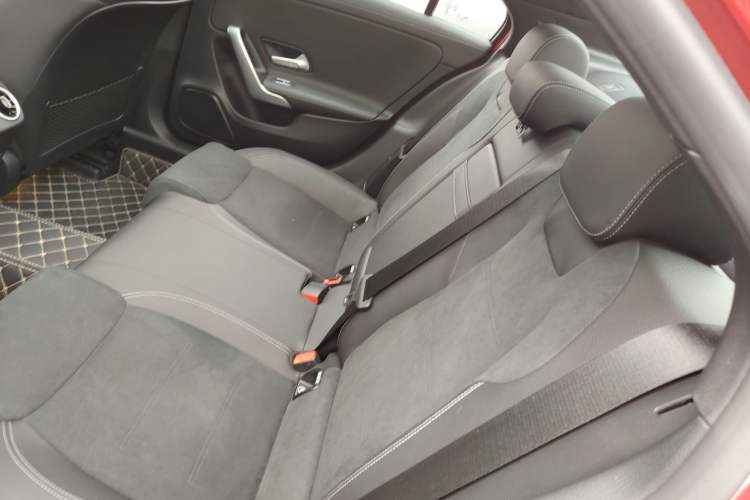 Used Mercedes-Benz A-Class 2021 A 200 L Sport Sedan Fashion Model
