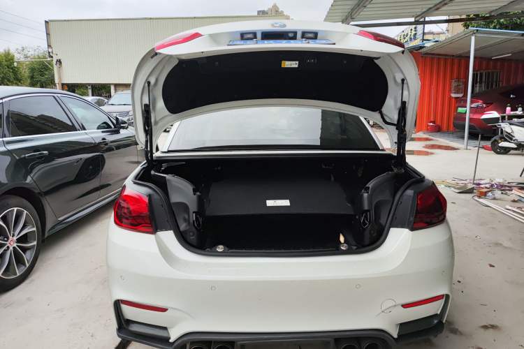 Used BMW M4 2014 M4 Convertible Coupé
