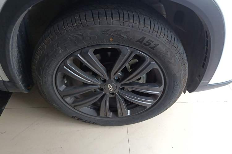 Used Chery Tiggo 8 2024 230TCI Automatic New Edition 7-Seater Right Front Wheel Hub