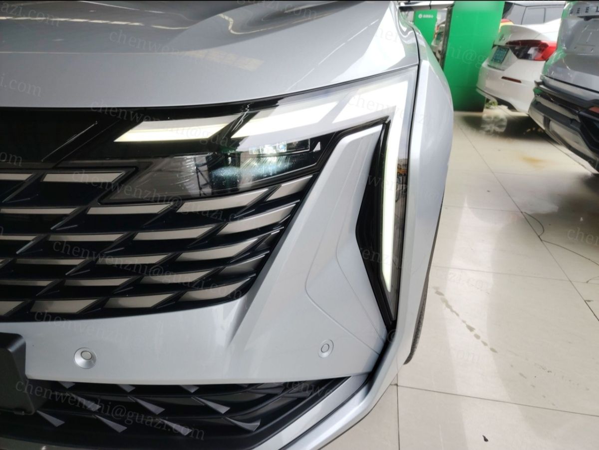 Geely Auto FX11 2023 1.5TD DCT Prestige Edition — снимка 8