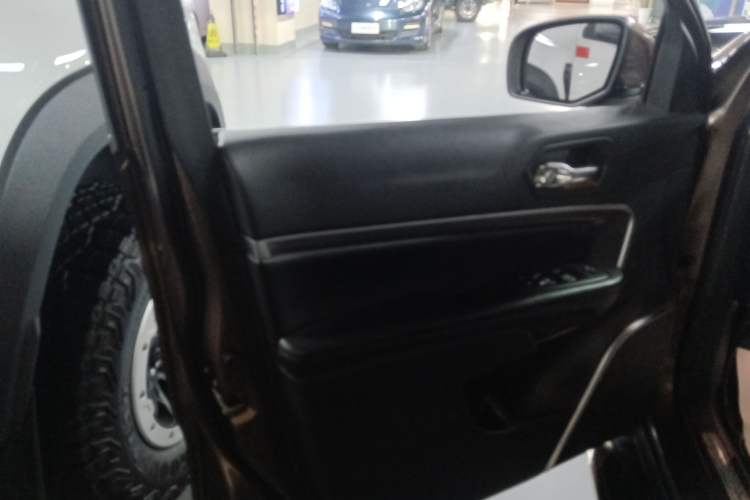 Used Jeep Grand Commander 2018 2.0T Four-Wheel Drive Premium Navigation Version China V
