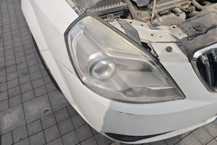 Used Buick Excelle 2015 1.5L Automatic Classic Model
