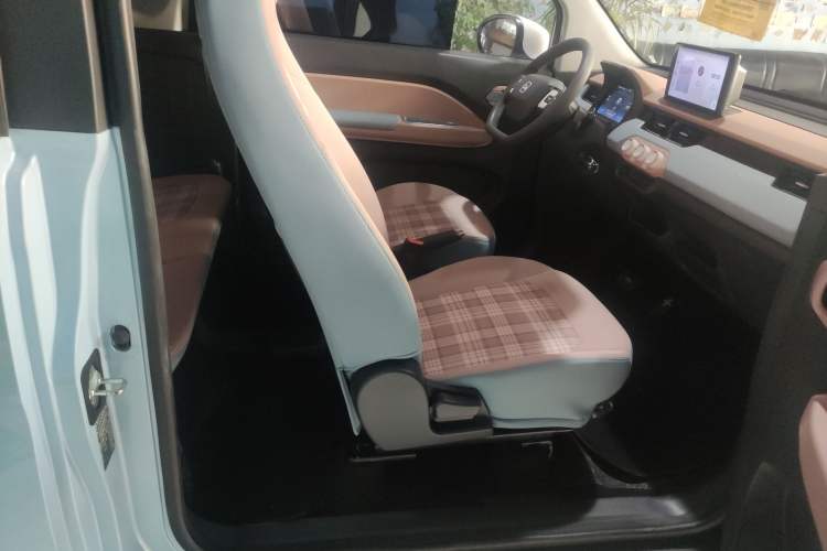 Used Chery QQ Ice Cream 2025 205km Qi Energy Version
