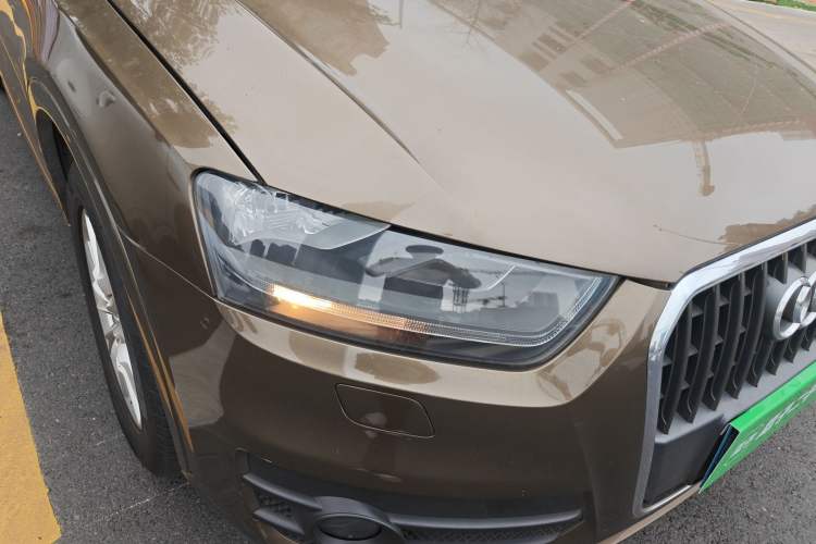 Used Audi Q3 2013 35 TFSI Ambition Edition Right Front Headlight