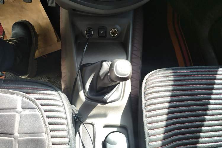 Used Wuling Hongguang 2021 1.5L S Base Version LAR Gear Lever