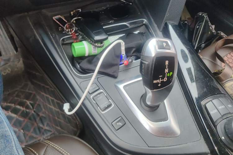 Used BMW 3 Series 2017 320Li Fashion Model Gear Lever