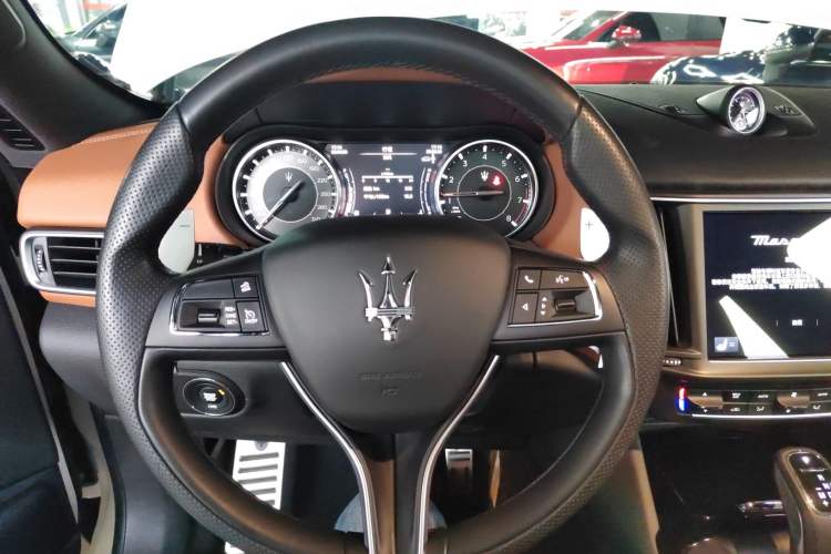Used Maserati Levante 2022 3.0T Modena Steering Wheel