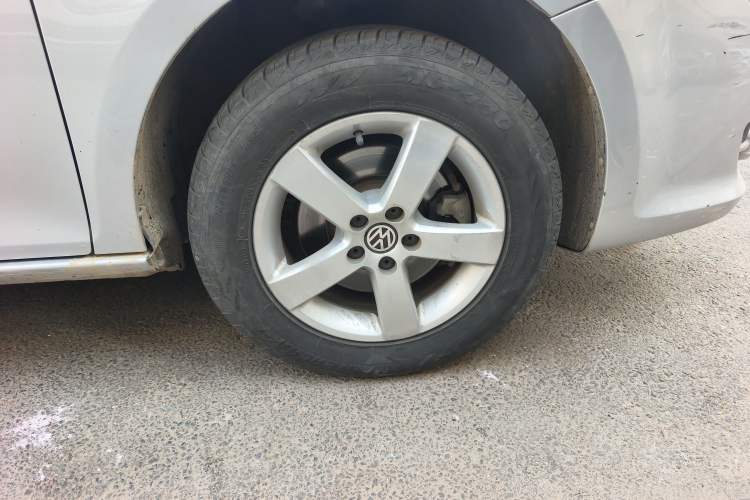 Used Volkswagen Bora 2012 1.6L Manual Fashion Edition