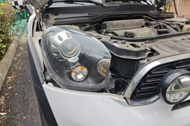 Used MINI Paceman 2013 1.6T COOPER S ALL4 Right Front Headlight