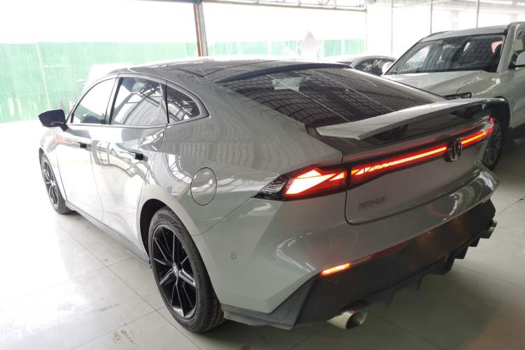 Used Changan UNI-V 2022 1.5T Smart Navigation Version