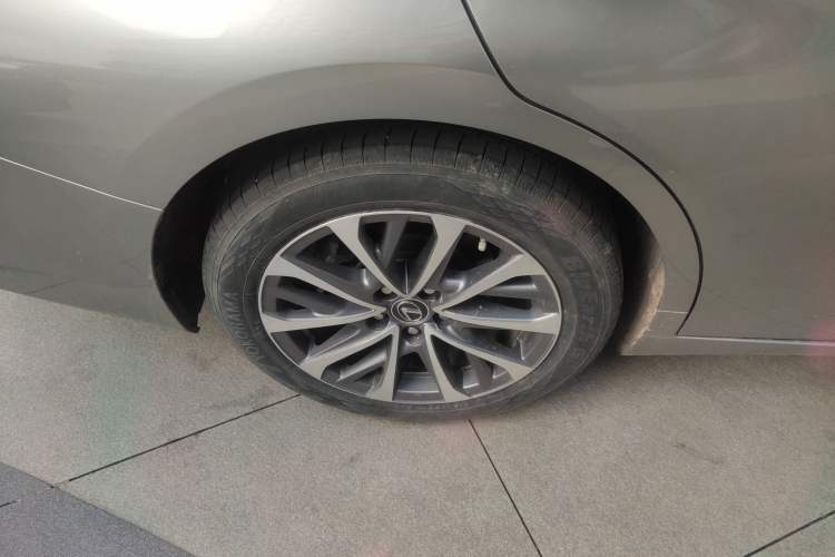 Used Lexus ES 2022 200 Excellence Edition