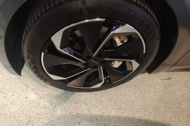 Used Zeekr 001 2022 Ultra-Long Range Dual-Motor YOU Version
