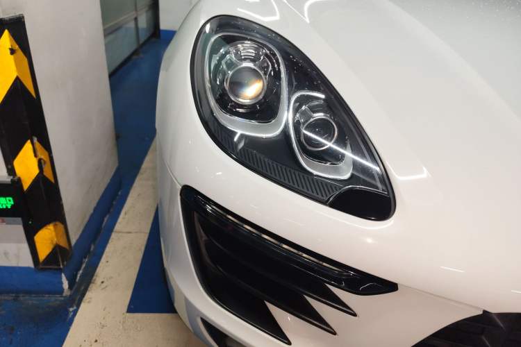 Used Porsche Macan 2014 Macan 2.0T