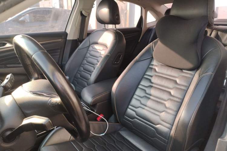 Used Volkswagen Passat New Energy 2019 430 PHEV Hybrid Elite Edition Left Front Seat