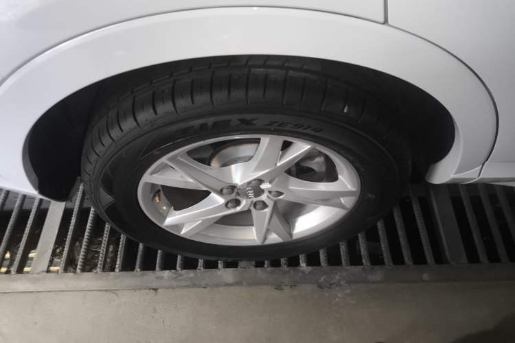 Used Audi Q3 2018 30th Anniversary Edition 30 TFSI Fashion Model Right Rear Wheel Hub