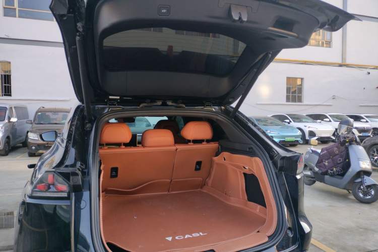 Used Deepal S07 2025 215Max Deep Blue Intelligent Driving AD PRO Range-Extended Version
