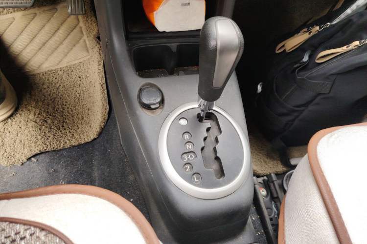 Used Suzuki Swift 2013 1.5L Automatic Standard Edition