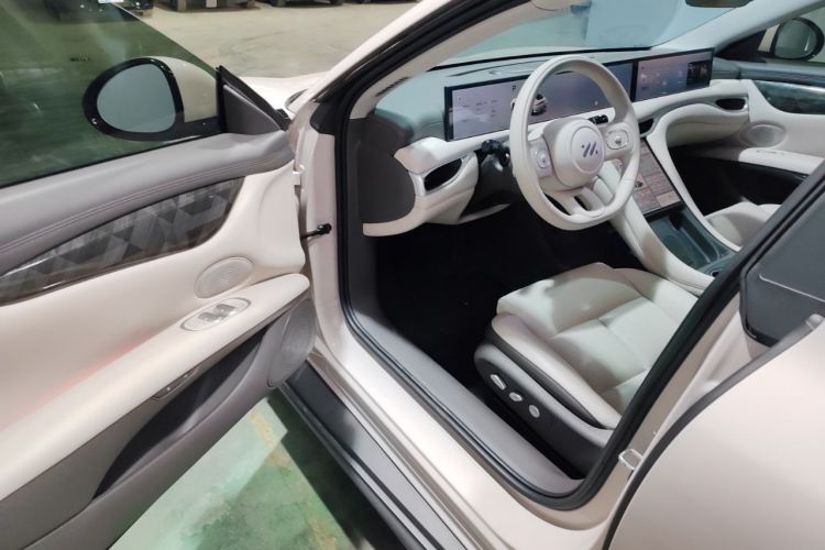 Used IM L6 2024 Max Long-Range Version
