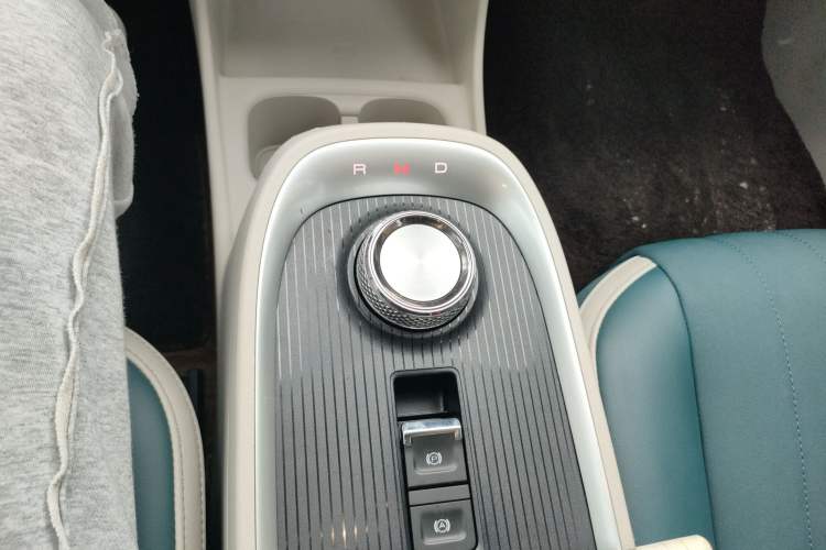 Used ORA Good Cat 2021 400km Standard Range Athena Edition Lithium Iron Phosphate Gear Lever