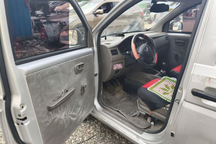 Used Wuling Rongguang V 2019 1.5L Van - Utility Model Driver Seat