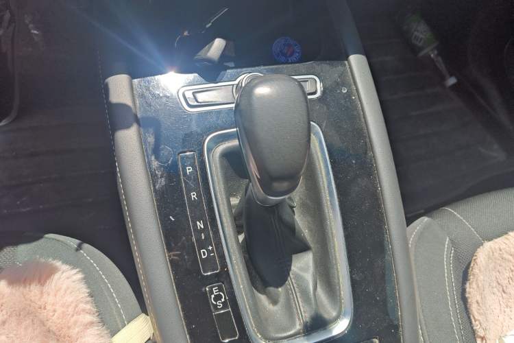 Used JETOUR X70 2019 1.5T DCT Jingxing Edition Gear Lever