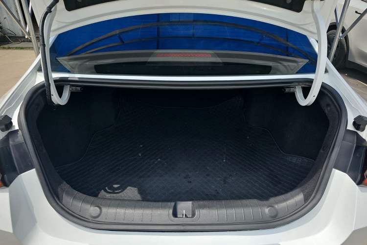 Used Geely Auto Emgrand L 2022 1.4T CVT Flagship Edition
