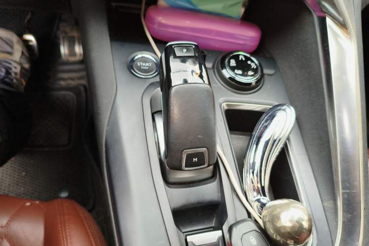 Used Peugeot 4008 2019 400THP Luxury GT Edition Gear Lever