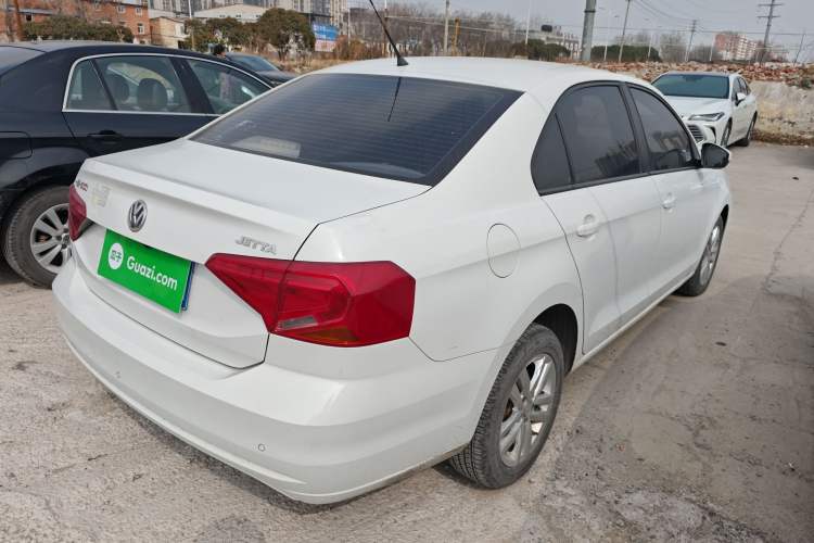 Used Volkswagen Jetta 2019 Dream Edition 1.4L Manual Fashion Version