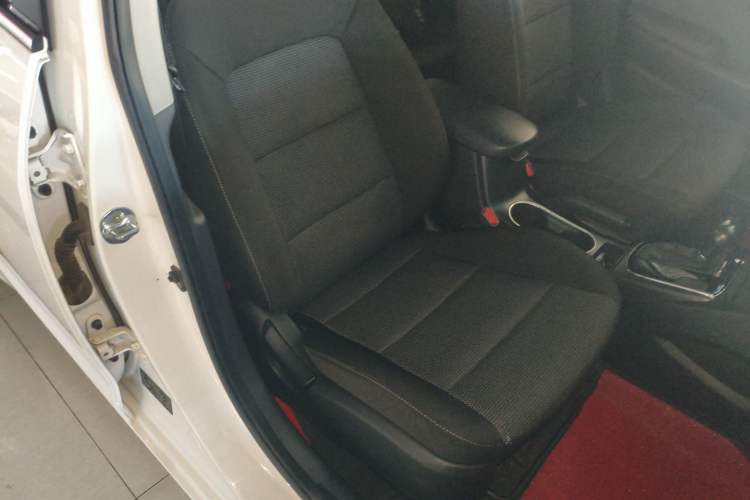 Used Kia K3 2016 1.6L Automatic GLS Right Front Seat