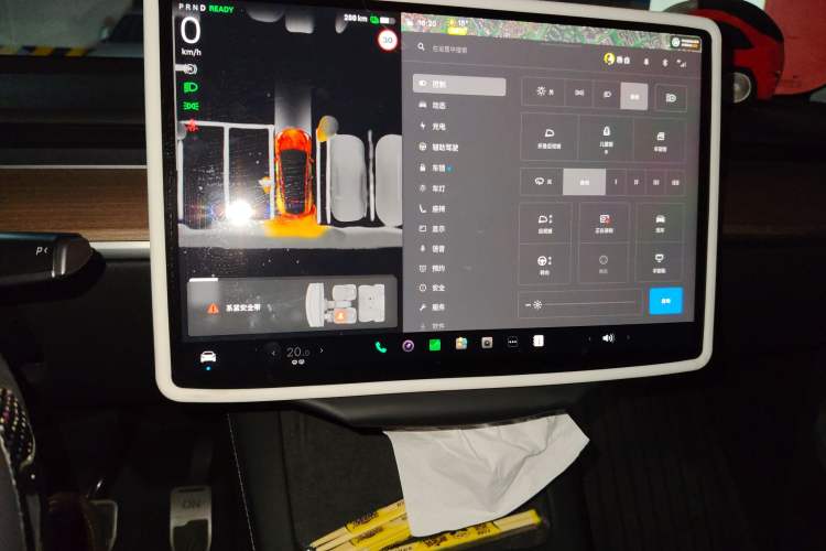 Used Tesla Model Y 2023 Long-Range All-Wheel-Drive Version