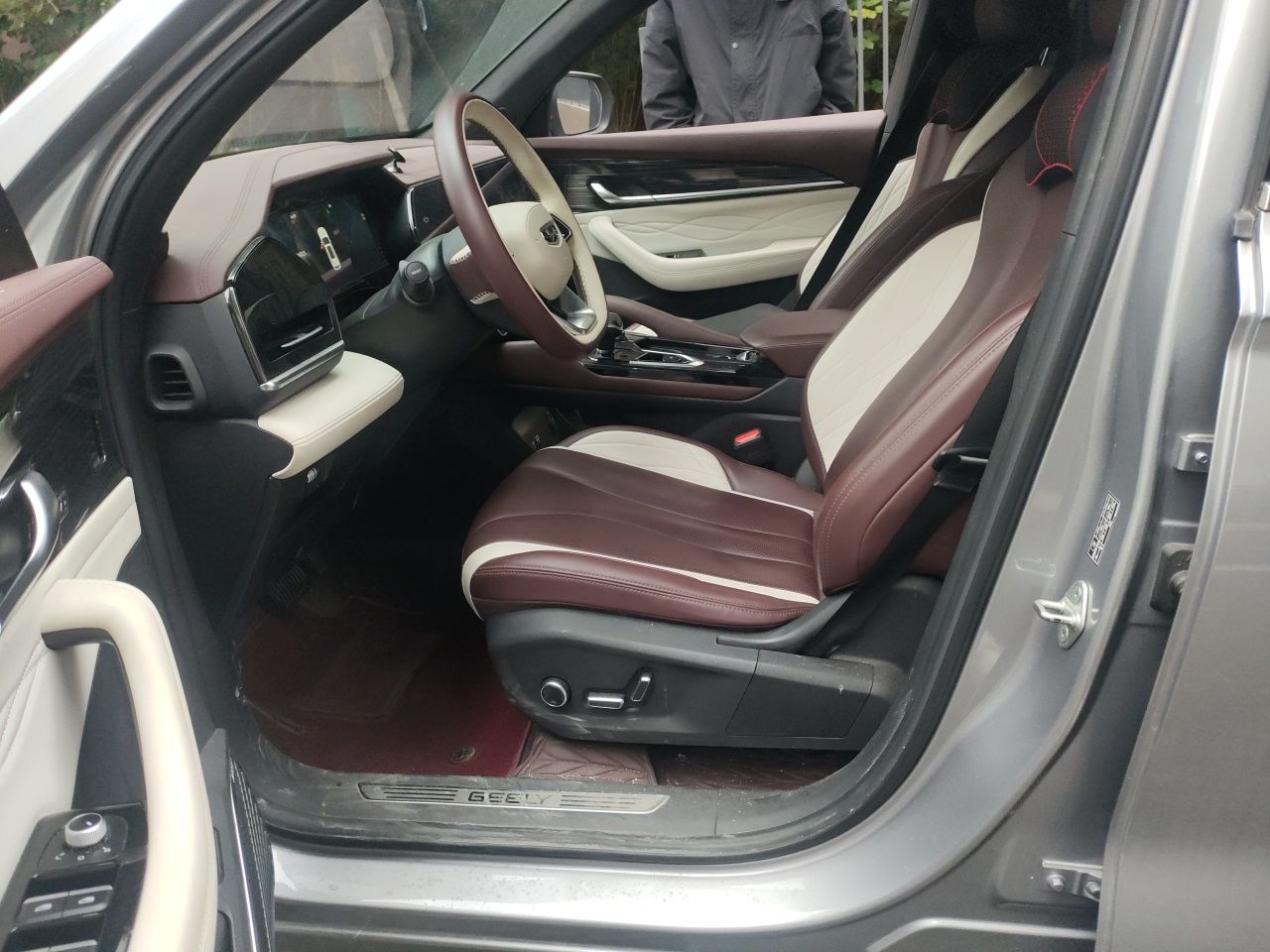 Geely Auto Monjaro L 2021 2.0TD High-Power Automatic All-Wheel-Drive Flagship Version — снимка 15