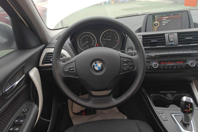 Used BMW 1 Series 2013 Facelifted 118i Leading Edition