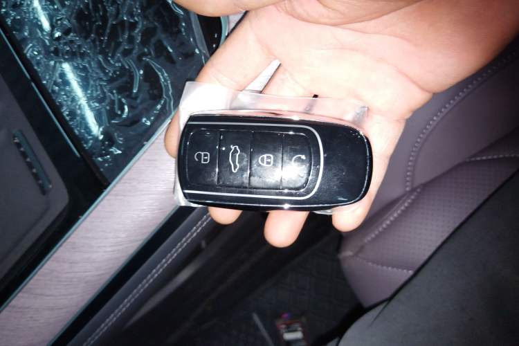 Used Chery Tiggo 9 C-DM 2025 1.5T 106KM Enjoy Edition 7 Seats Lithium Iron Phosphate
