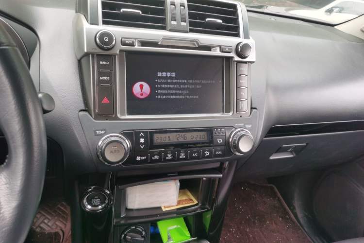 Used Toyota Prado 2016 2.7L Automatic Standard Edition Audio And AC Panel