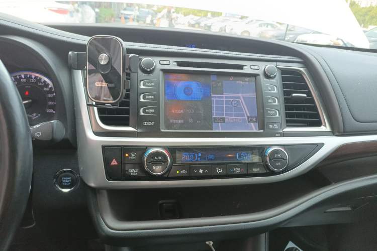 Used Toyota Highlander 2015 2.0T Four-Wheel Drive Ultimate Edition 7-Seater