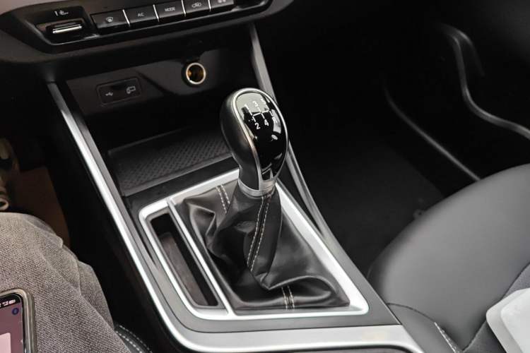 Used Geely Auto Vision X3 2020 1.5L Manual Luxury Edition