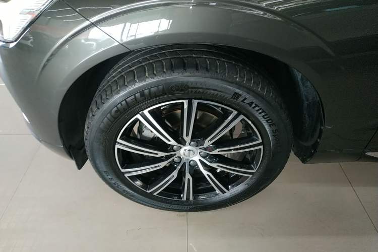 Used Volvo XC60 2021 T5 4x4 Smart Luxury Edition