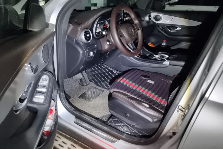 Used Mercedes-Benz GLC 2016 GLC 200 4MATIC Interior 3