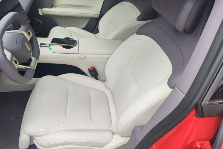 Used Avatr 06 2025 Pro Range-Extended Edition
